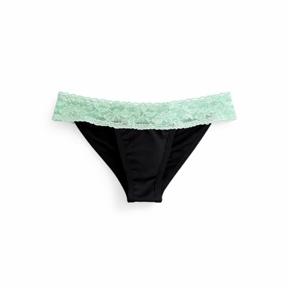 🌹FREE w/purchase NEW Black swim bikini mint Green Lace Trim scrunch butt
